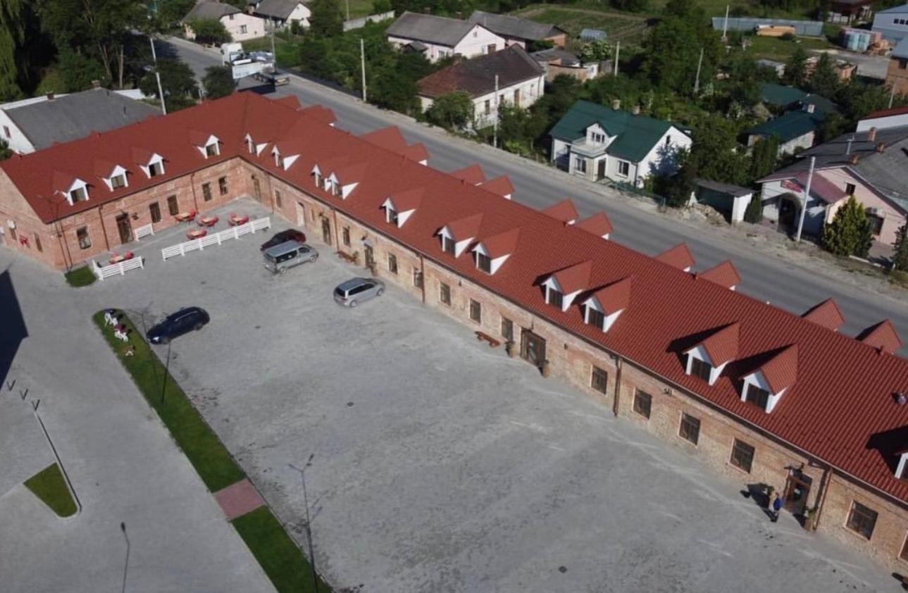 Готель Бережани Kültér fotó